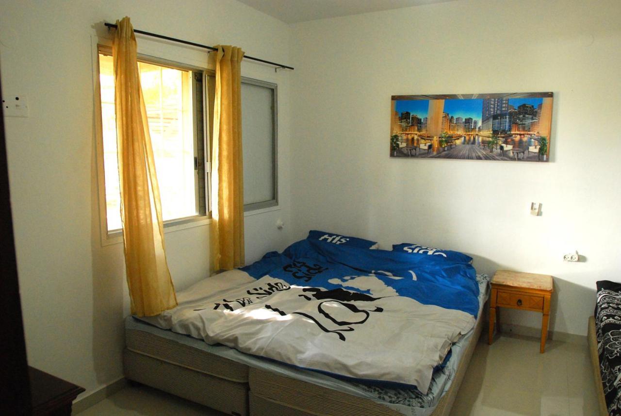 Apartmán Neve Zohar Dead Sea Exteriér fotografie